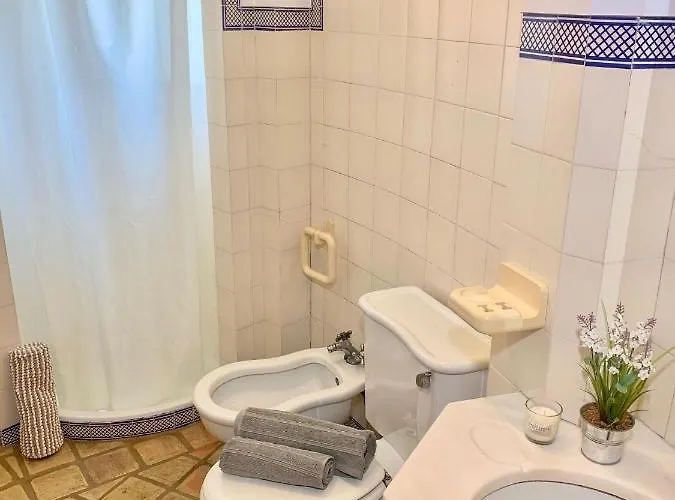 Amendoeiras 52 Villa