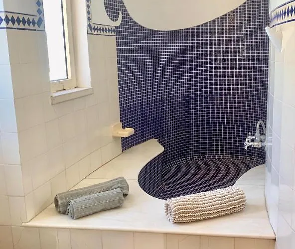 Amendoeiras 52 Villa